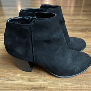 Old Navy Suede Ankle Boot